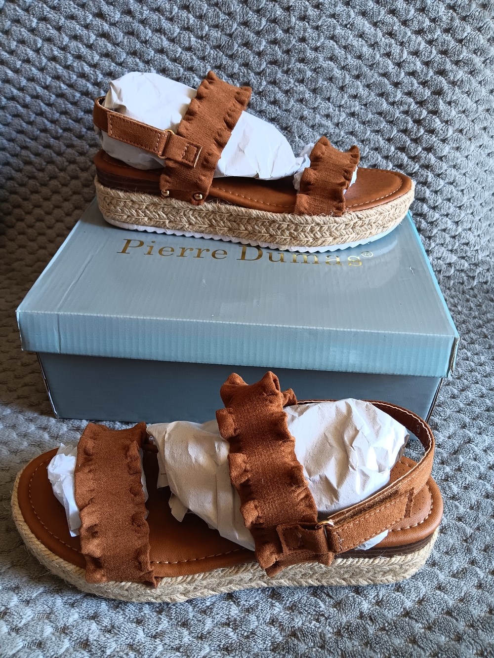 Pierre Dumas Rust Ruffled Espadrille Platform Sandals